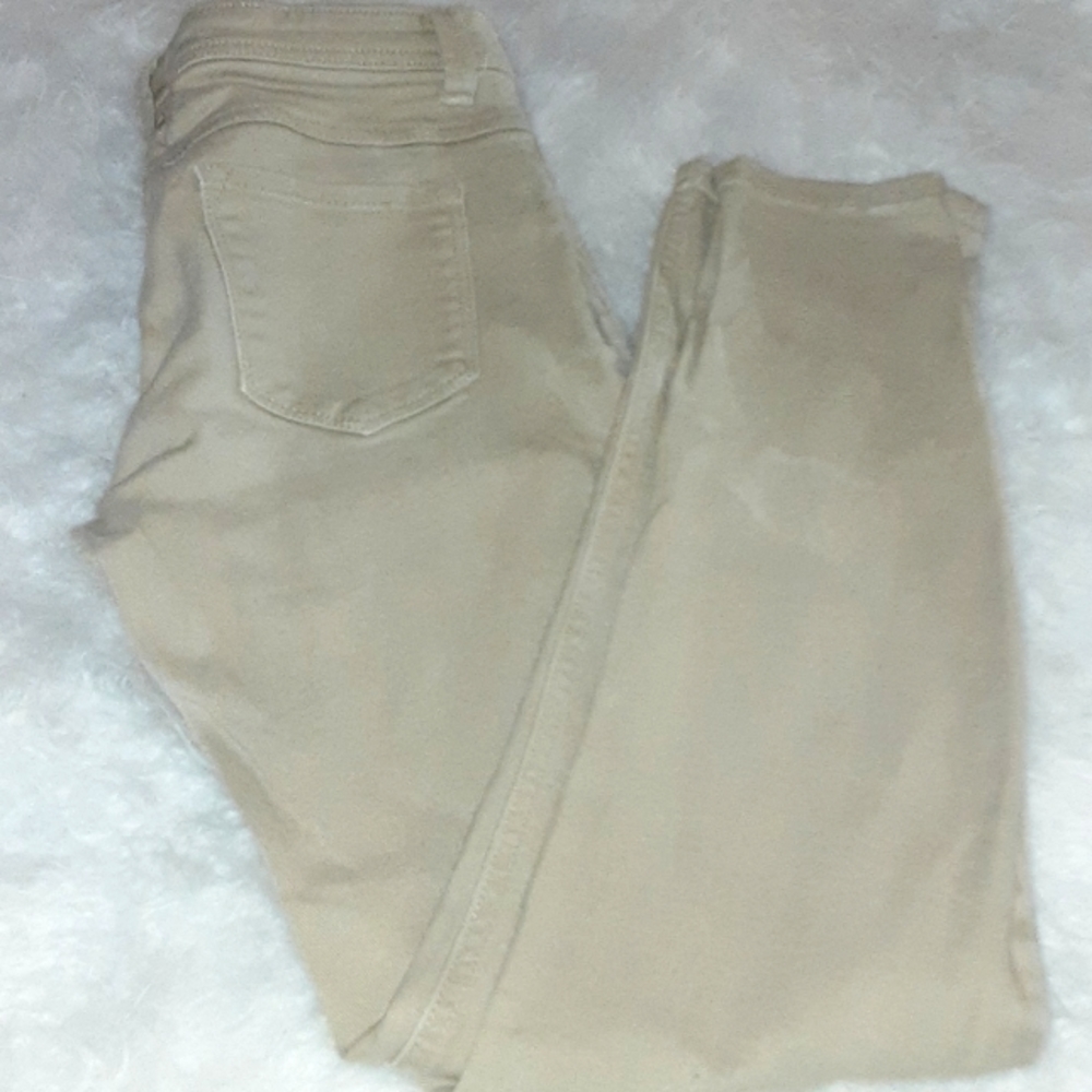 Khaki jeans